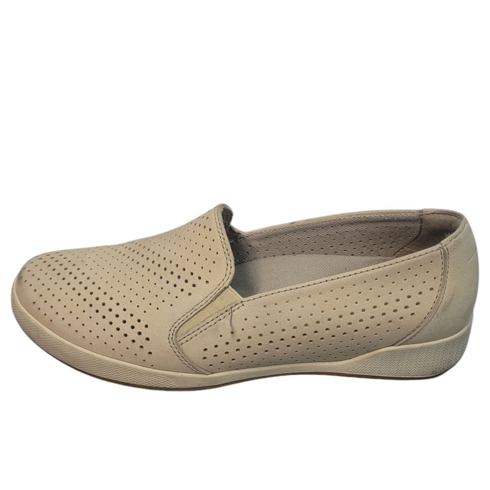 Dansko Odina Shoes In Sand Milled Nubuck Womens 39